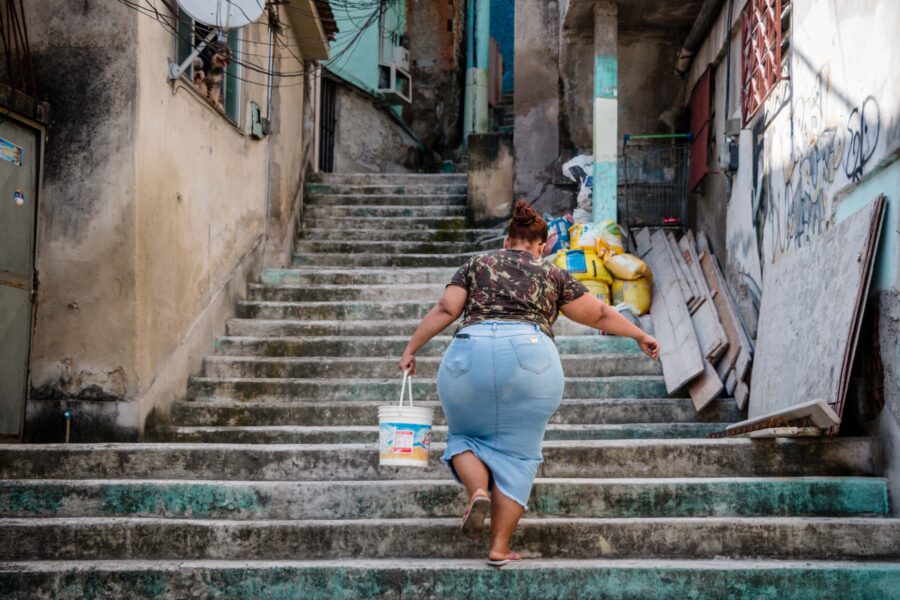 morador morro favela