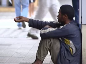 pedinte morador de rua mendigo