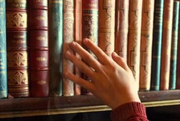 roubo biblioteca livros