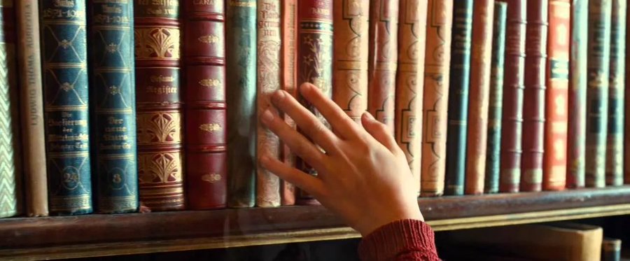 roubo biblioteca livros