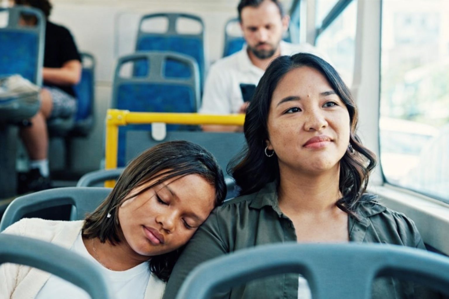 mãe filha ônibus