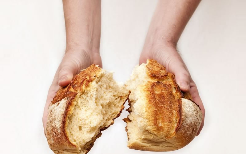repartir pão
