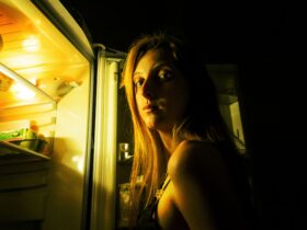 mulher geladeira